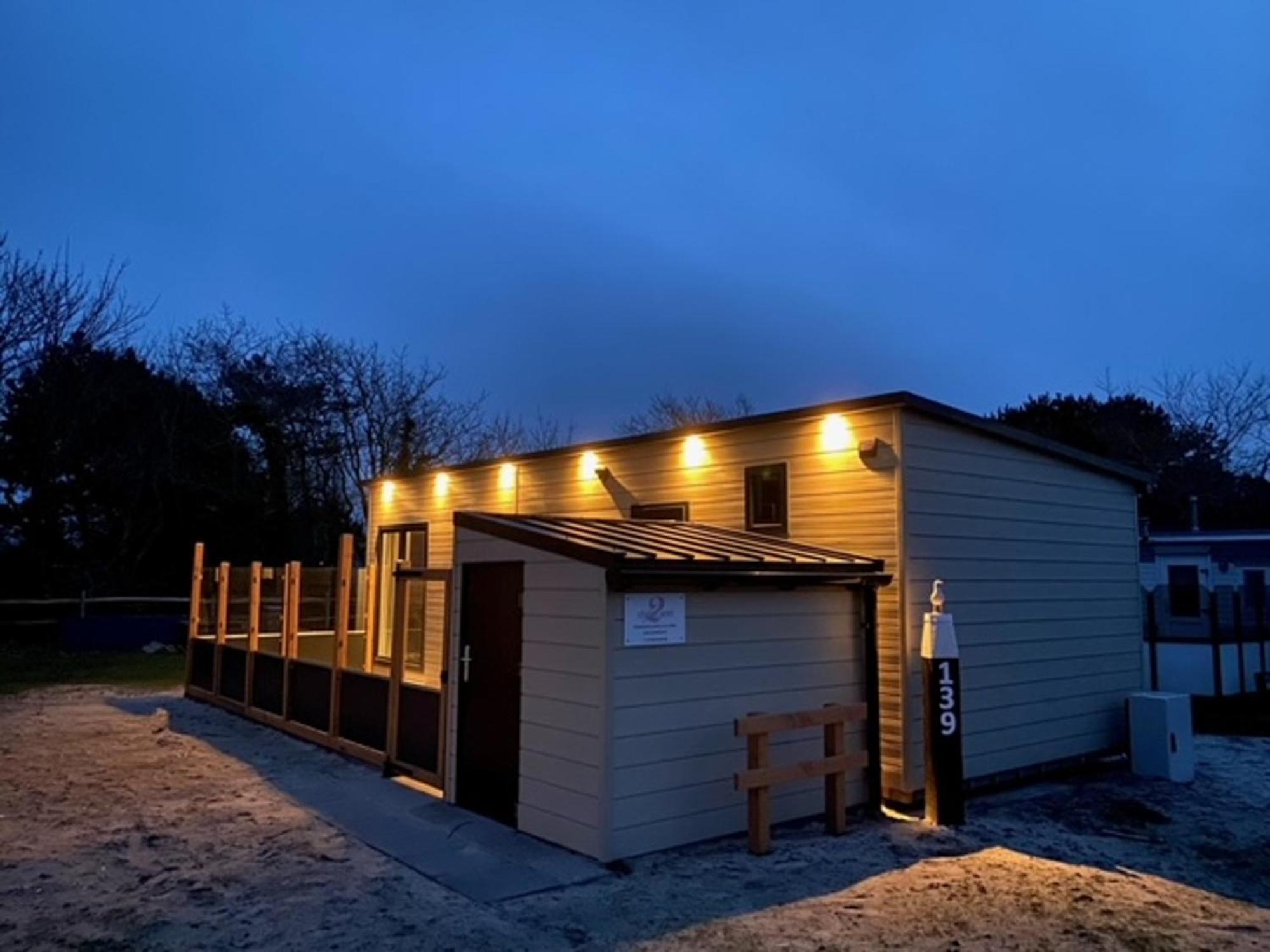 Chalet2Rent Ameland Ballum Exterior photo